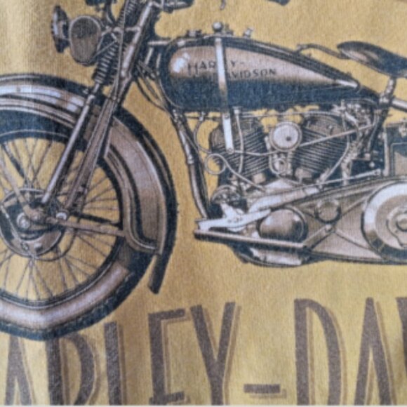 Genuine Harley-Davidson Men’s T-Shirt Size Medium Orange/Yellow St Louis, MO - Picture 6 of 7